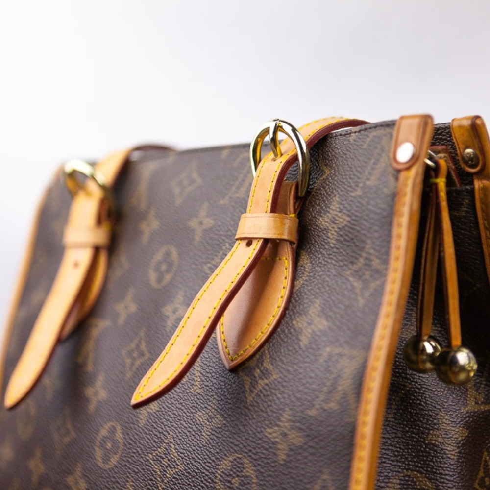 Louis Vuitton Popincourt Monogram Handbag